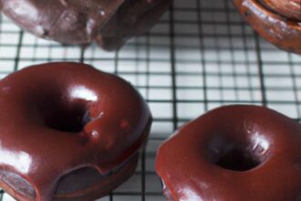 Indulgent Keto Glazed Chocolate Donuts: A Low-Carb Delight