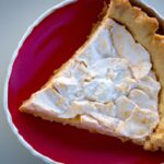 Flaky Keto Almond Flour Pie Crust: Low-Carb Delight!