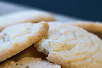 Effortless Delight: Making Quick Shortbread Cookies at Home