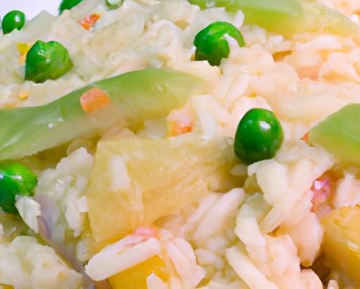 Tropical Twist: Exploring the Flavors of Thai Pineapple Fried Rice