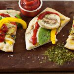 Mini Pizzas on Pita Bread: Quick, Tasty Bites Made Easy