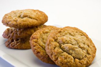 Crunchy & Sweet: Discover the Magic of GF Aniseed Cookies