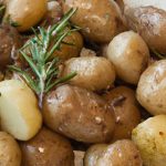 Garlic & Rosemary Baby Potatoes: A Flavorful Bite Delight